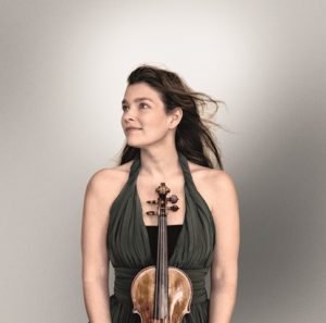 Janine Jansen (c) Harald Hoffmann Decca