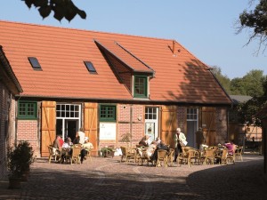 Das Café Zum Kutschstall lädt zum Verweilen ein